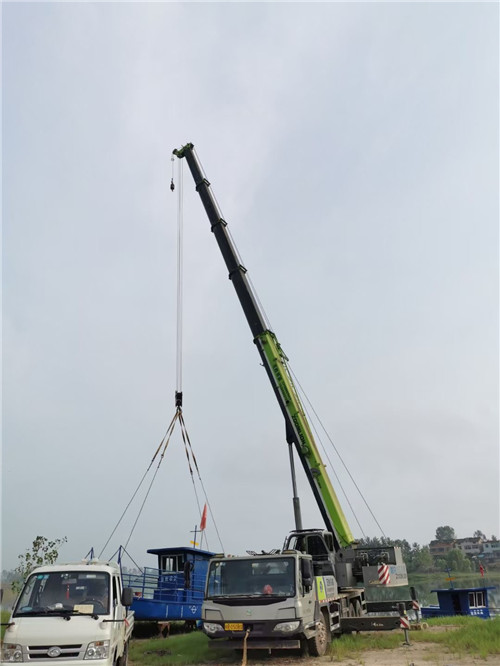 梁平区桥梁建设吊装案例